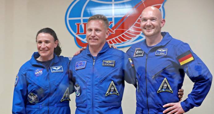 Tres astronautas despegan mañana rumbo a la Estación Espacial Internacional