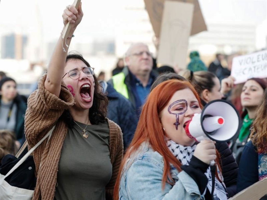 Se Manifiestan En Bruselas 10 000 Personas Para Acabar Con Violencia