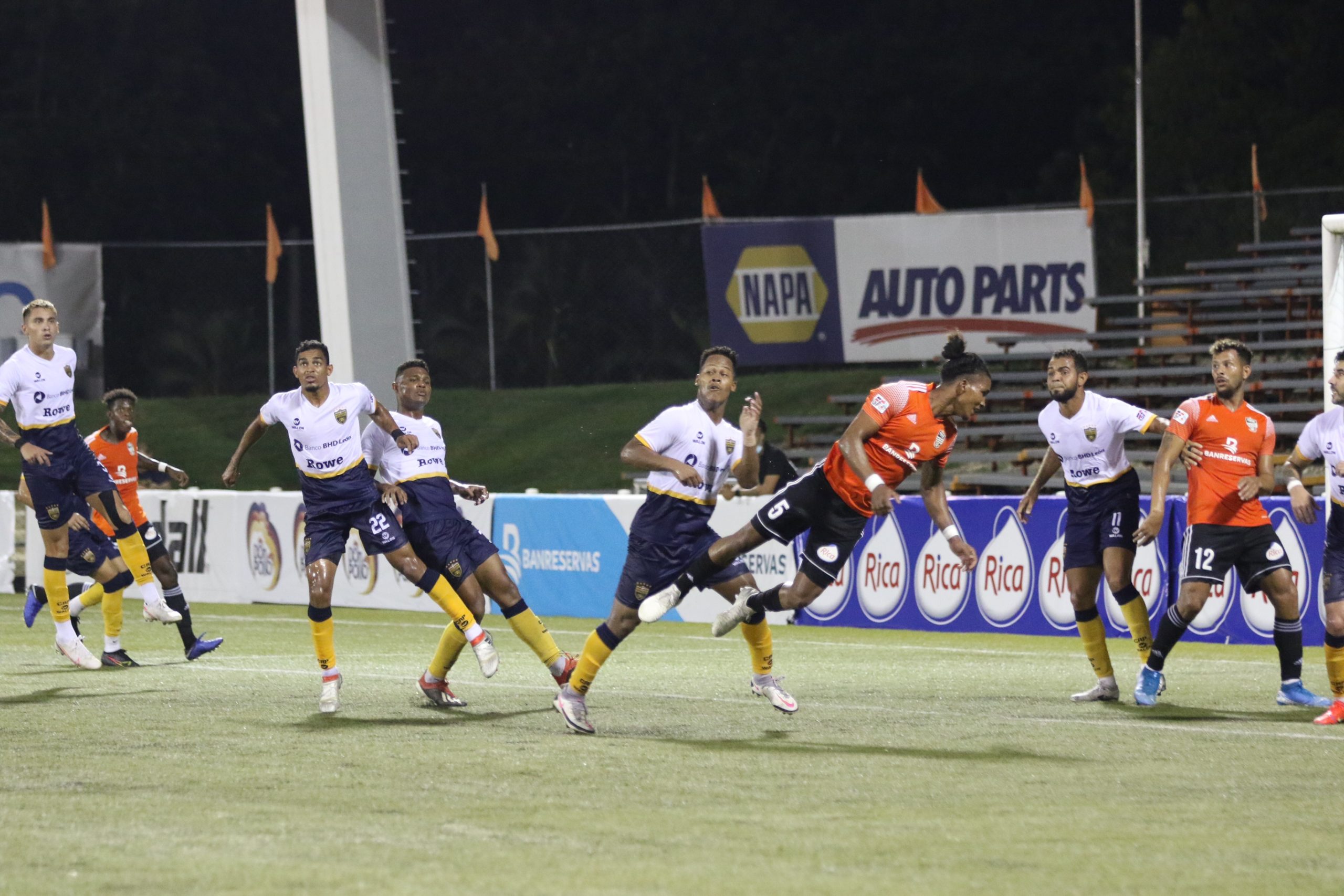 Atlético Pantoja clasifica a la semifinal de la LDF tras derrotar a