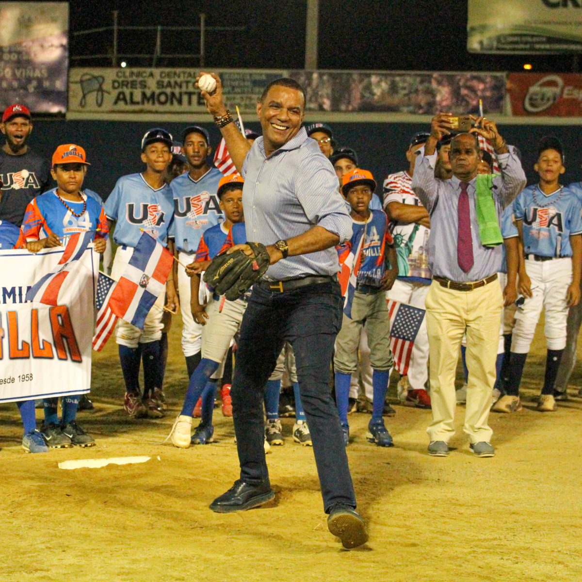 Inicia El Mundialito De B Isbol En Moca Dedicado Al Senador Carlos