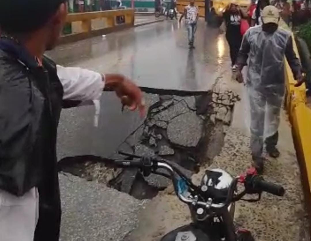 Video Colapsa Puente Entre La Otra Banda E Hig Ey Debido A Las