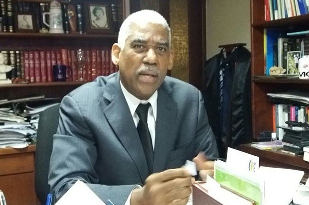 Elsevyf Pineda sugiere cambio estructura judicial para abordar tema difamación
