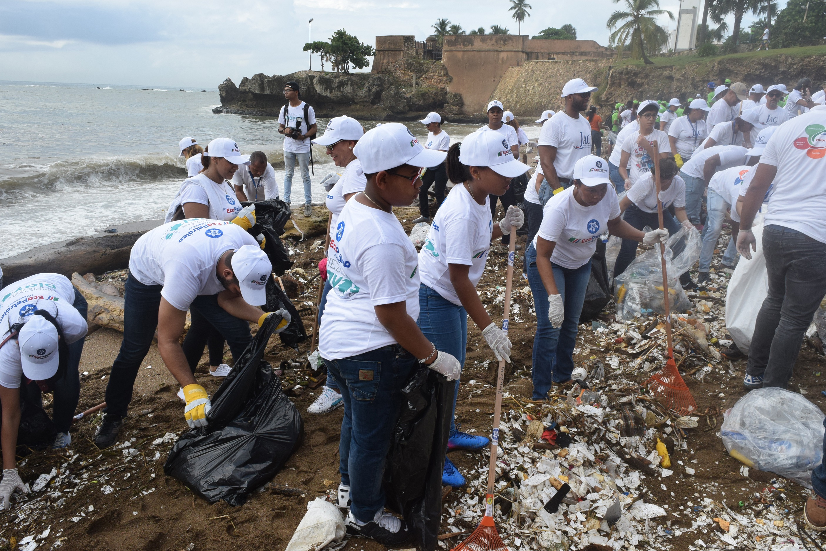 EcoPetróleo Dominicana colabora en prevención de la contaminación de mares