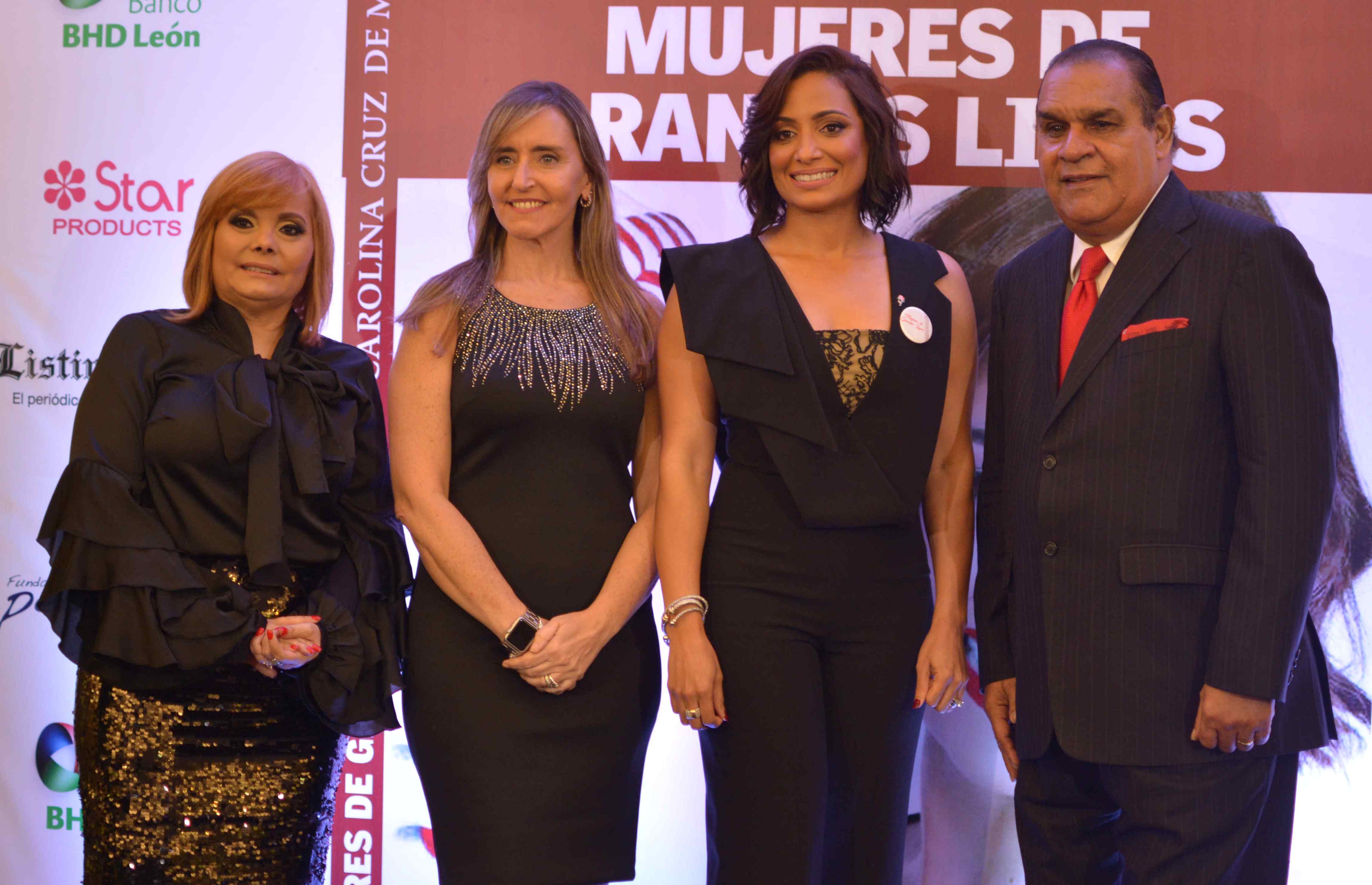 Carolina Cruz Presenta Libro “mujeres De Grandes Ligas” 4754