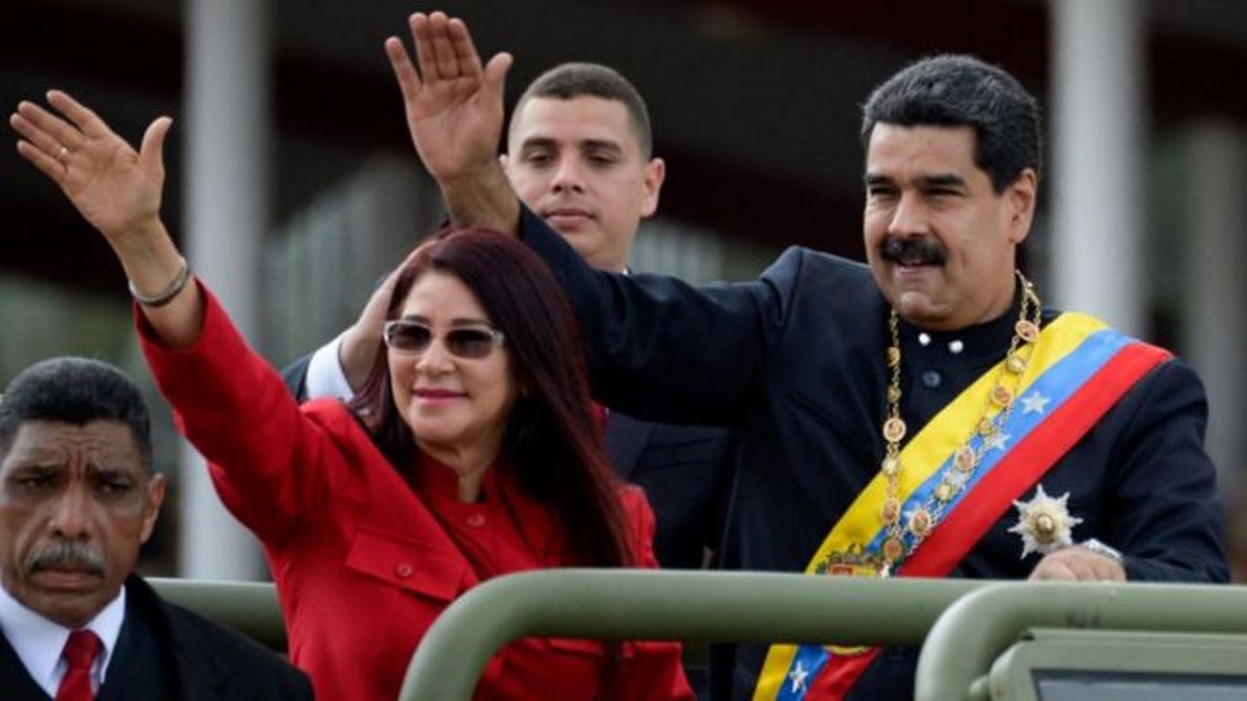 Esposa de Maduro se encontraría en villa de RD desde el martes, según periodista  Jaime Bayly