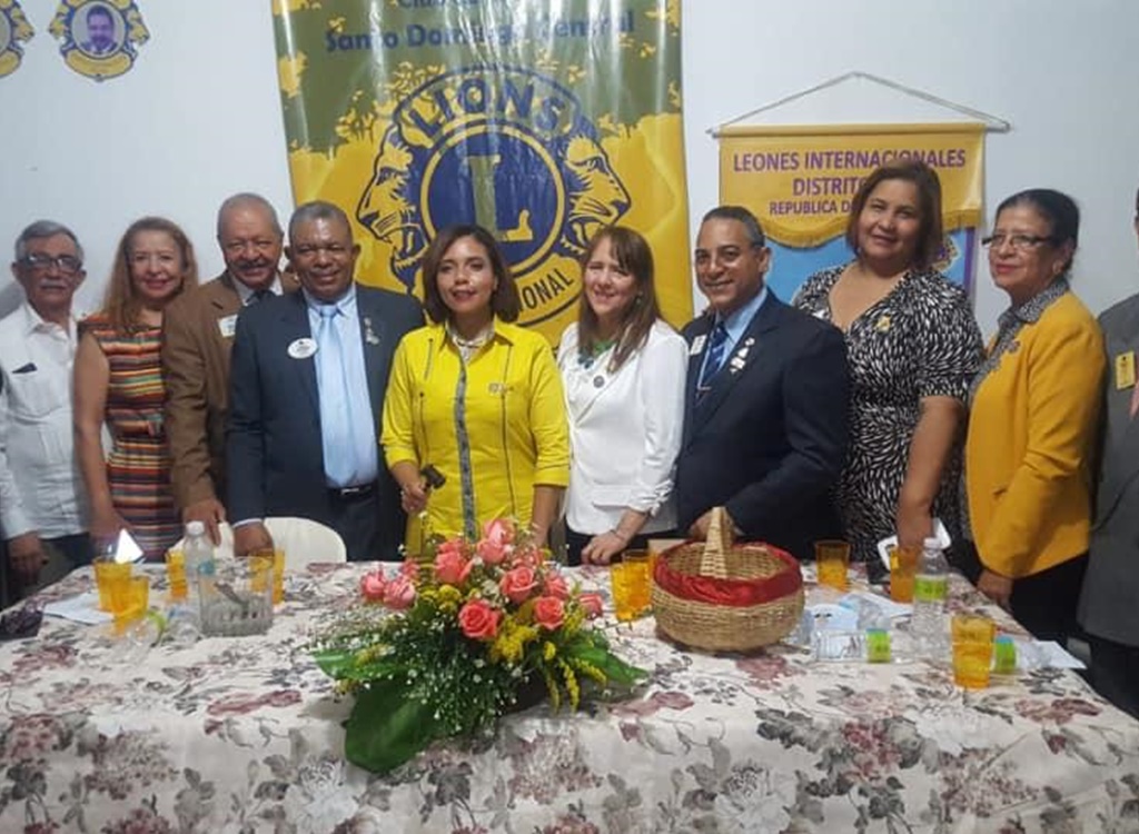 Juramentan primer Club de Leones Santo Domingo los Comunicadores