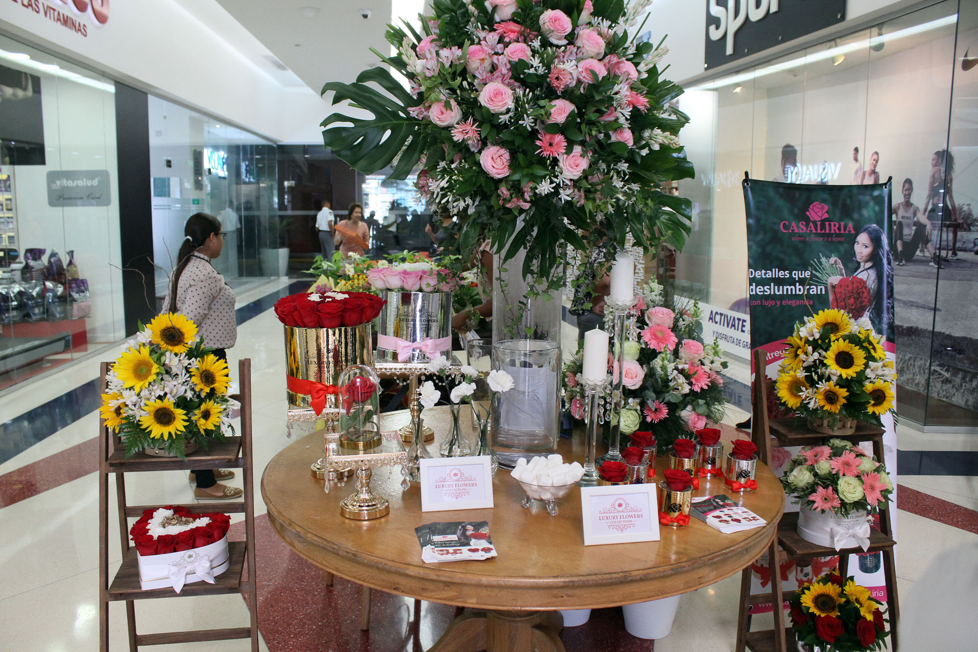 Realizan 5to Festival de las Flores en Santo Domingo