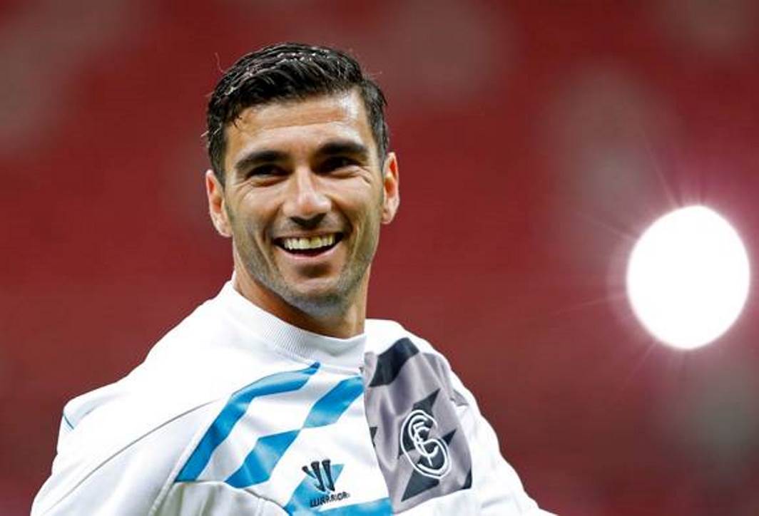 Fallece El Futbolista José Antonio Reyes En Un Accidente De Tránsito En