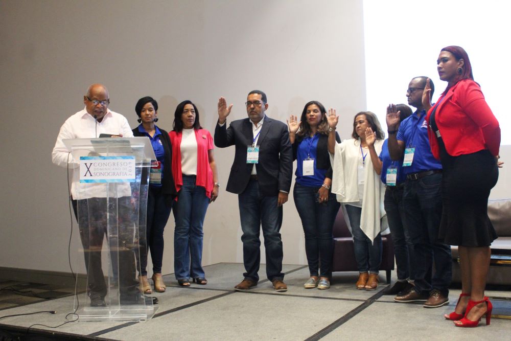 Sociedad Sonografía escoge su nueva directiva 2019-2020 1 jura