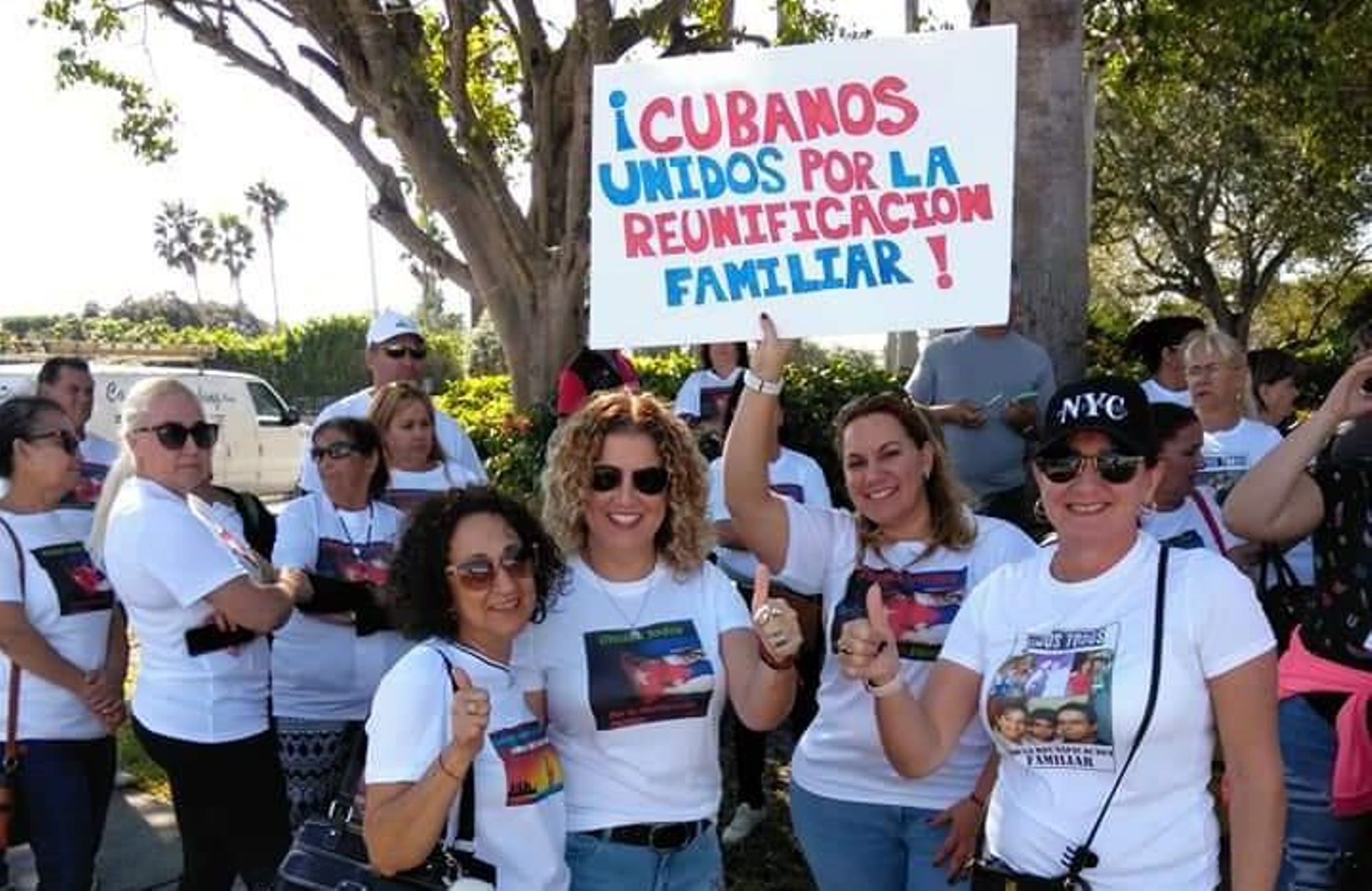 Manifestantes piden en Miami reactivar reunificación de familias