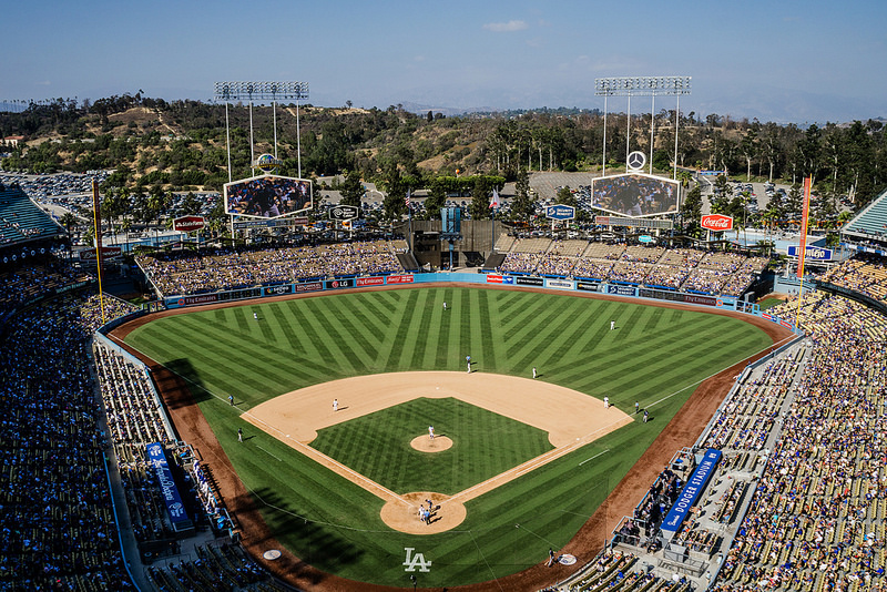 El azul y blanco de Guatemala se apodera del Dodger Stadium en Los Ángeles