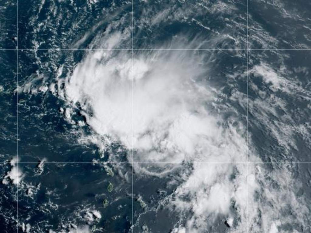 La tormenta Marco se convierte en huracán en el Golfo de México
