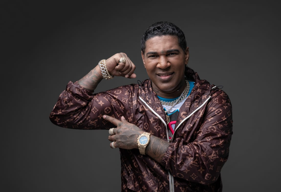 Omega Singer Omega llega “más fuerte” a su primer concierto virtual – El Nuevo