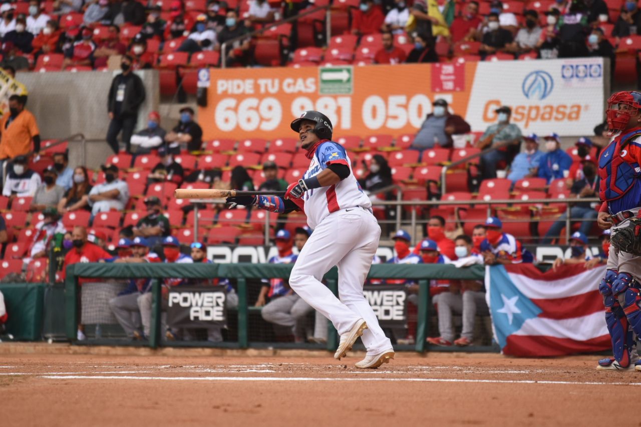 Bate de Lagares y brazo de Martínez guían a las Águilas a primera victoria  en Serie Caribe