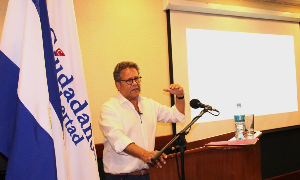 Arturo Cruz Sequeira, exembajador nicaragüense en Estados Unidos