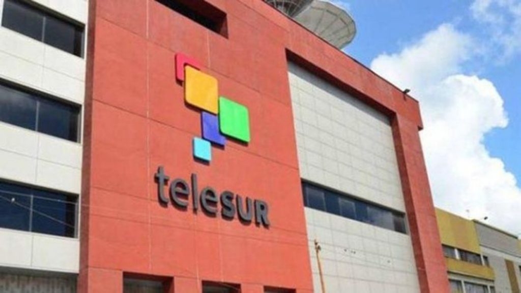 Telesur fue fundada en 2005 y cuenta con la participación de Venezuela, Cuba y Nicaragua