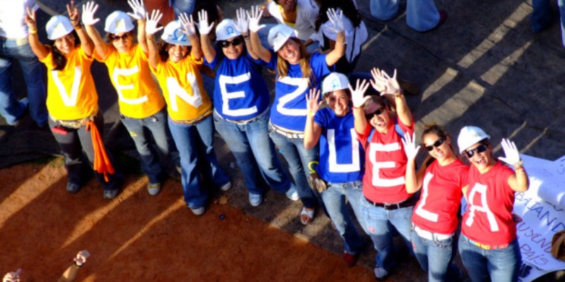 La reunión entre ambos directivos se llevó a cabo por mediación de la Unesco y su contacto inicial con el Inces