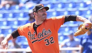 MLB suspende a Harvey por distribuir droga que causó la muerte a Skaggs