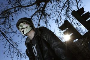 El grupo de "hackers" aseguró que el ataque informático fue hecho "en rechazo a los asesinatos y hostigamientos" de la fuerza pública durante las protestas recientes en Colombia