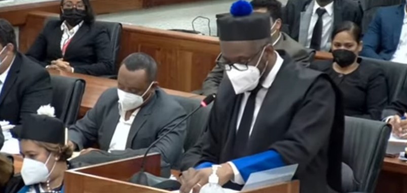 El director de la Procuraduría Especializada de Persecución de la Corrupción Administrativa (PEPCA), Wilson Camacho, durante el conocimiento de la medida de coerción a los encartados en la Operación Coral. (Imagen: fuente externa)