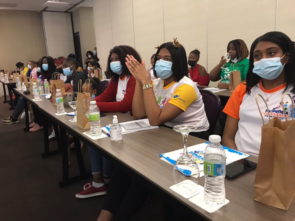 Profamilia y Oxfam realizan seminario de participación de mujeres y juventudes en los gobiernos