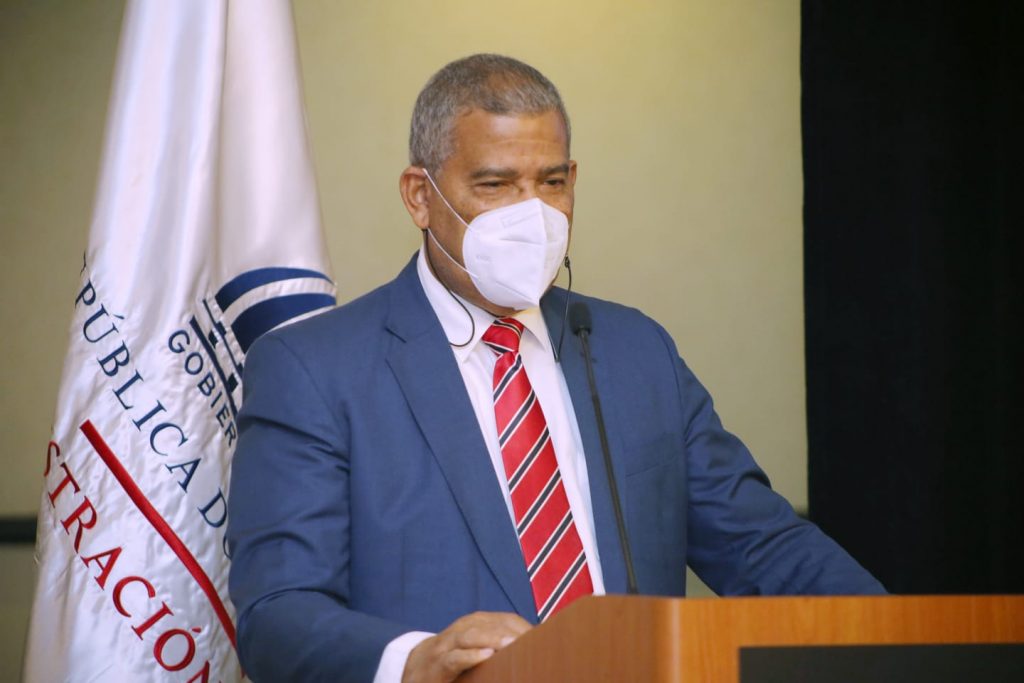 Ministro de Administración Pública (MAP) Darío Castillo Lugo