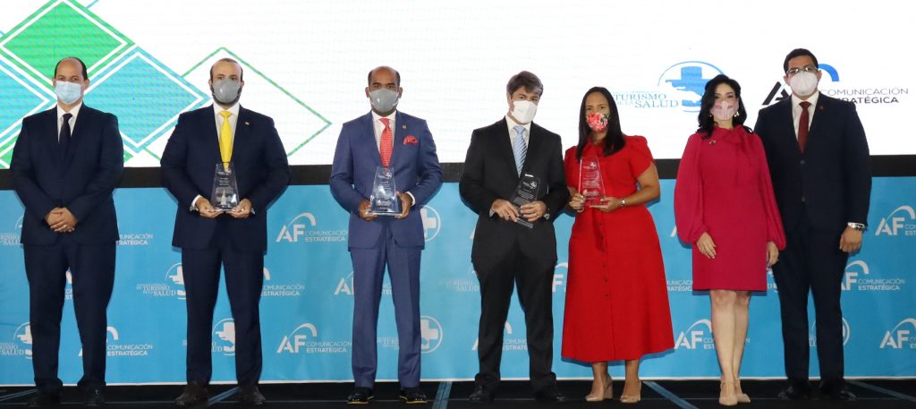 Congreso Internacional Turismo de Salud y Bienestar reconoce a Seguros Reservas por el Plan Turismo Seguro RD