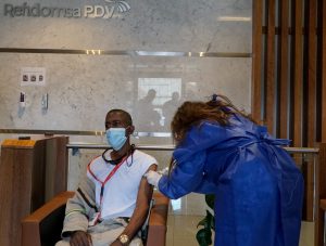 Refidomsa PDV informa realizó jornada de vacunación en sus instalaciones