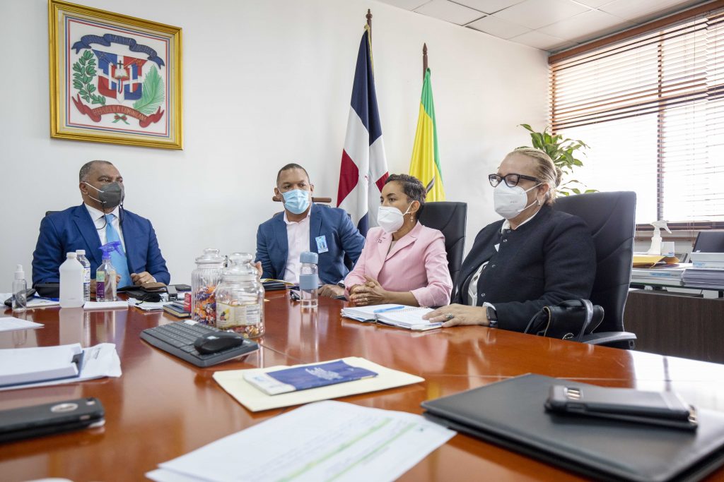 Dirección de Prisiones y Salud Pública definen estrategias de atención a la salud mental de los internos