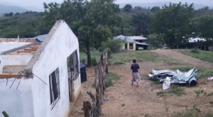 Imagen ilustrativa acerca del hecho. En la misma se observan varias hojas de zinc. (Fuente externa)