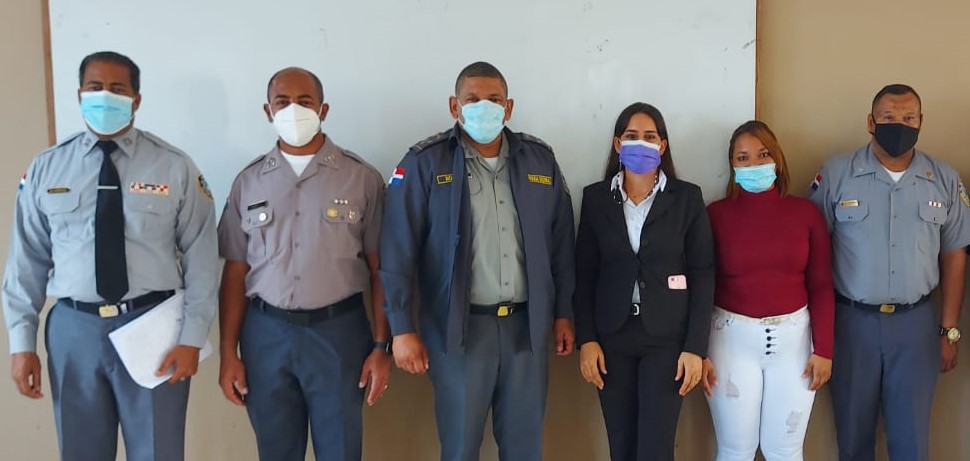 Policía Auxiliar capacita a sus agentes en materia de seguridad ciudadana y doctrina policial