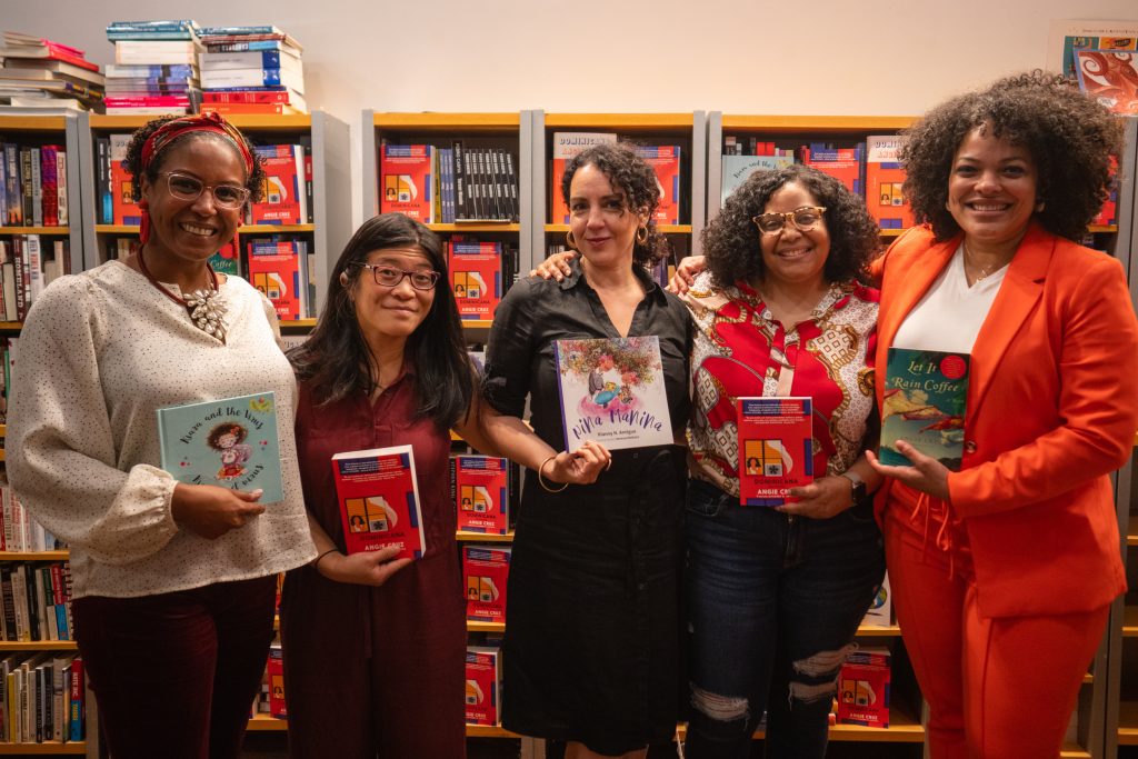 Cleyvis Natera, Verónica Liu, Angie Cruz, Ángela Abreu y Kianny Antigua