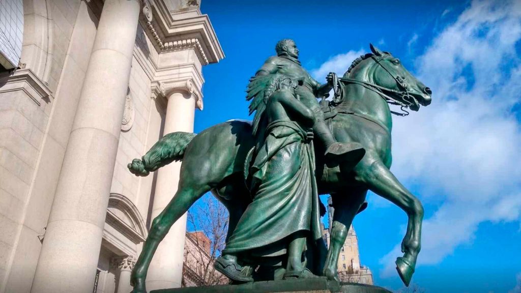 Aún no se ha elegido la institución a la que será donada la controvertida estatua de Roosevelt, que presidió el país entre 1901 y 1909. (Fuente externa)