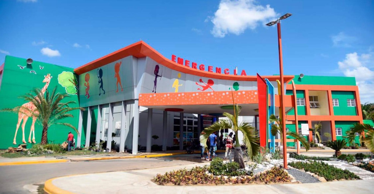 Instituciones se oponen a la privatización de Hospital Arturo Grullón de  Santiago