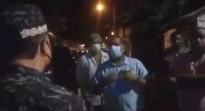 Momento en que el general Then desbarató la fiesta. (Fuente externa)