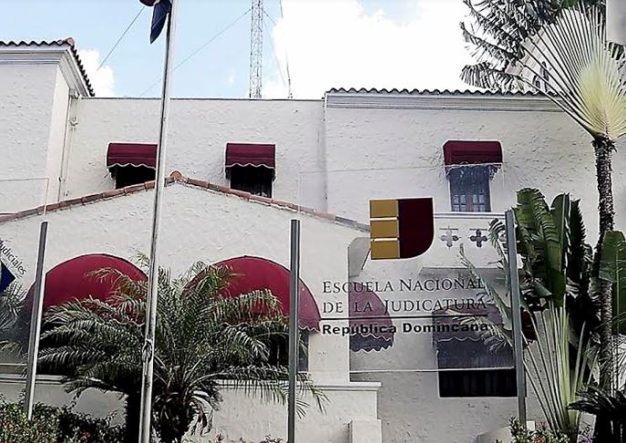 Escuela Judicatura