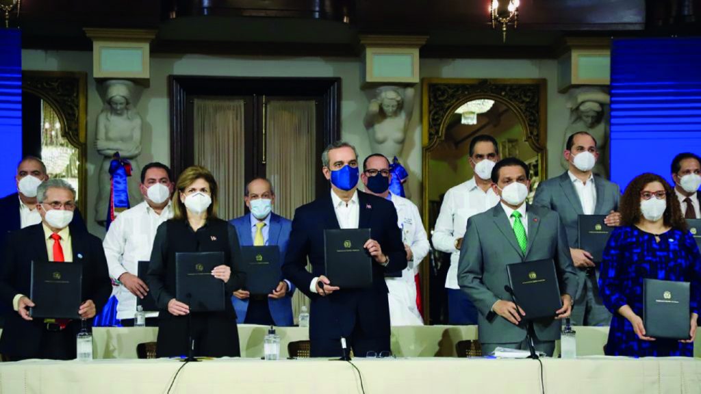 Colegio Médico y Sociedades Médicas Especializadas