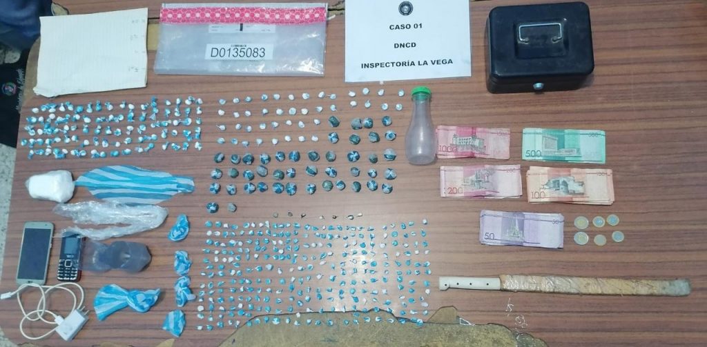 Sustancias ocupadas por miembros de la DNCD. (Fuente externa)