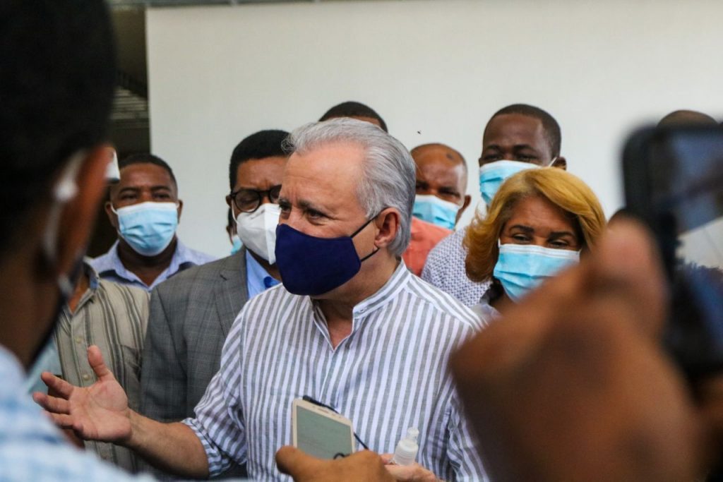 Supervisan construcción del Hospital Dr. Nelson Astacio de SDN