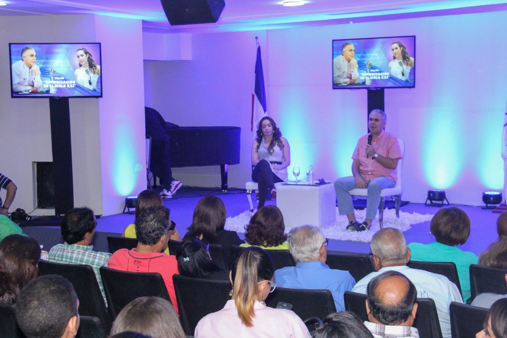 Miralba Ruiz y Roberto Cavada los invitados de Acroarte Capacita 2017