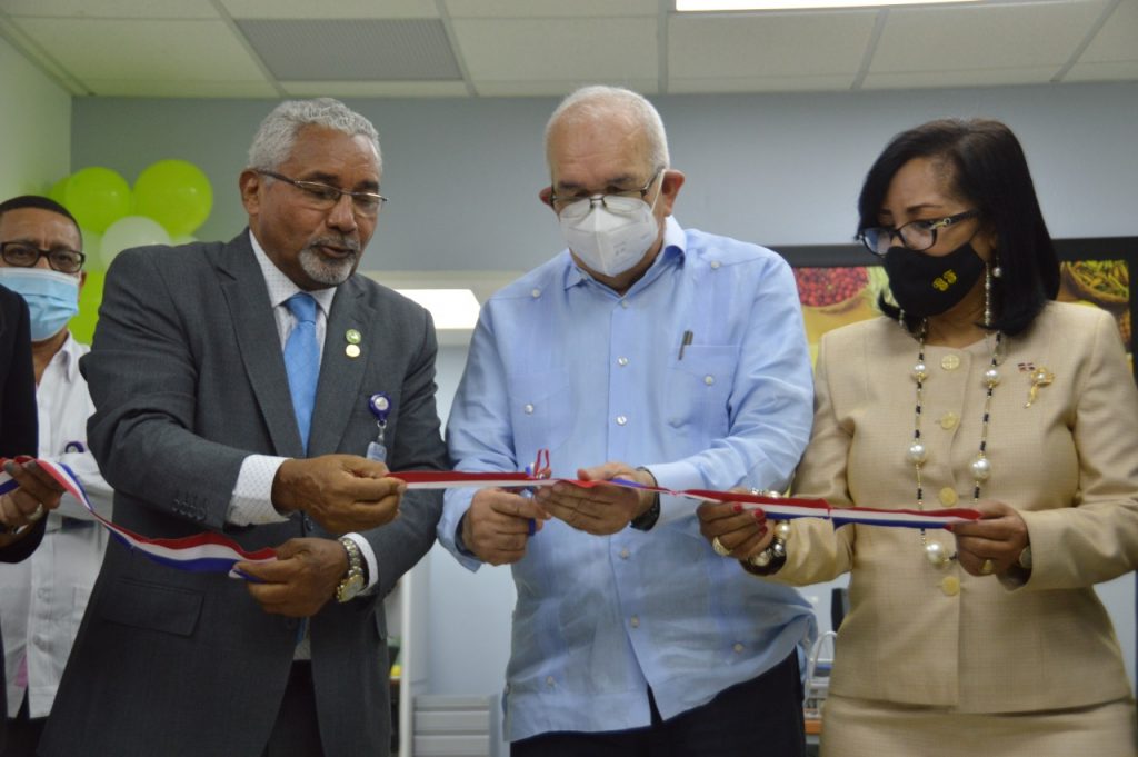 Administrador del Bagrícola encabeza inauguración nuevas oficinas Dirección de Control de Riesgos