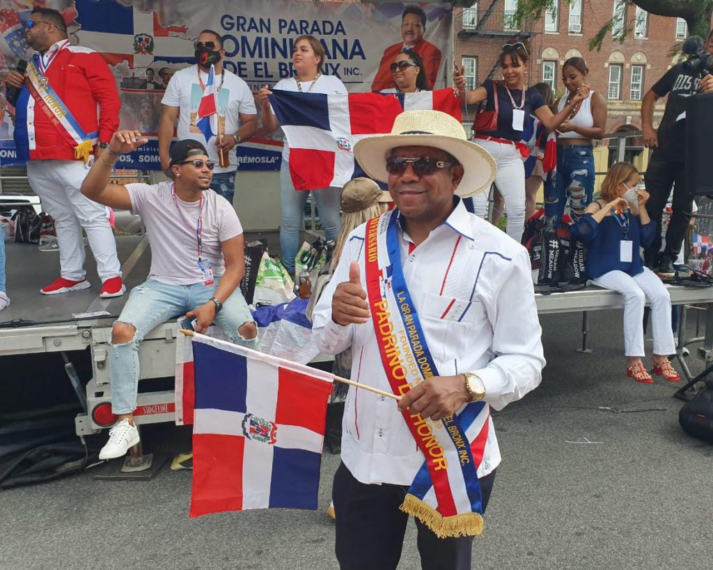 Gran Parada Dominicana de El Bronx