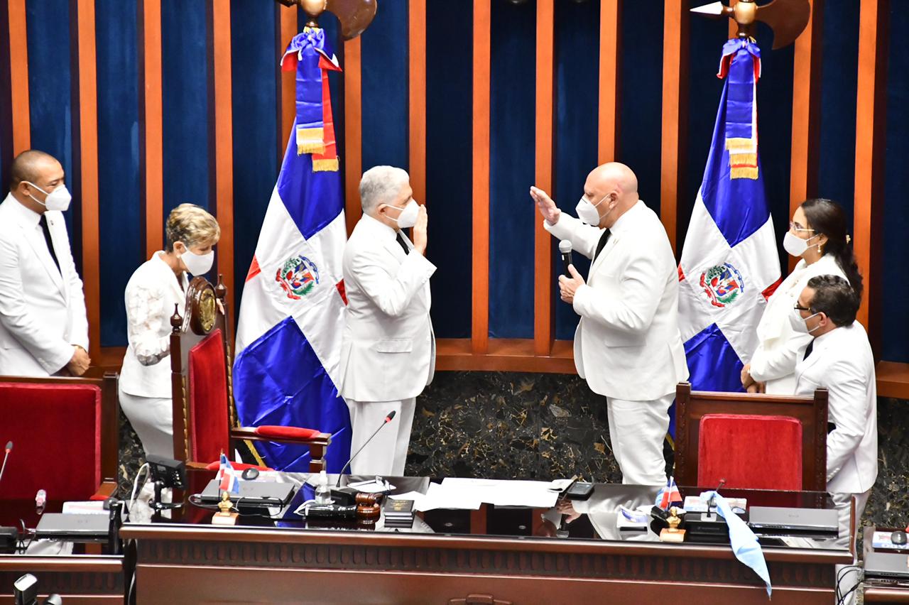 (VIDEO) Senado Juramenta Bufete Directivo Encabezado Nuevamente Por ...