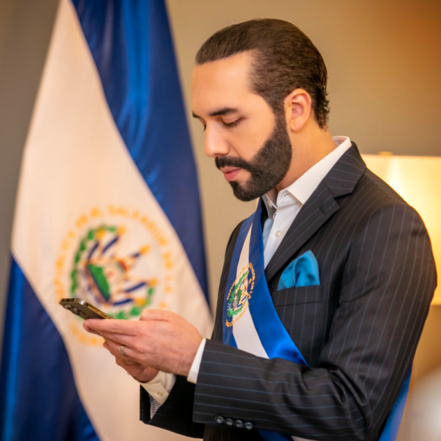 Nayib Bukele Se Hace Llamar “dictador De El Salvador” En La Biografía De Su Cuenta De Twitter 0872
