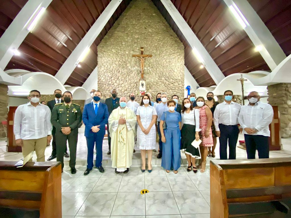 Embajada Dominicana en Jamaica celebra misa en honor a la Virgen de las ...