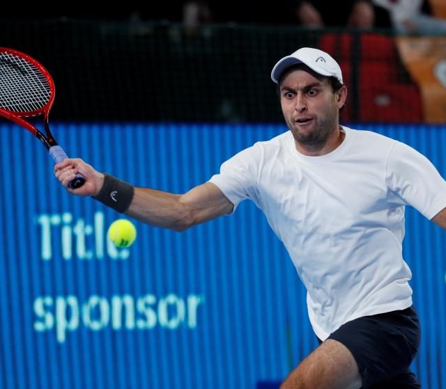 Karatsev ends his dream season beating Cilic in Moscow