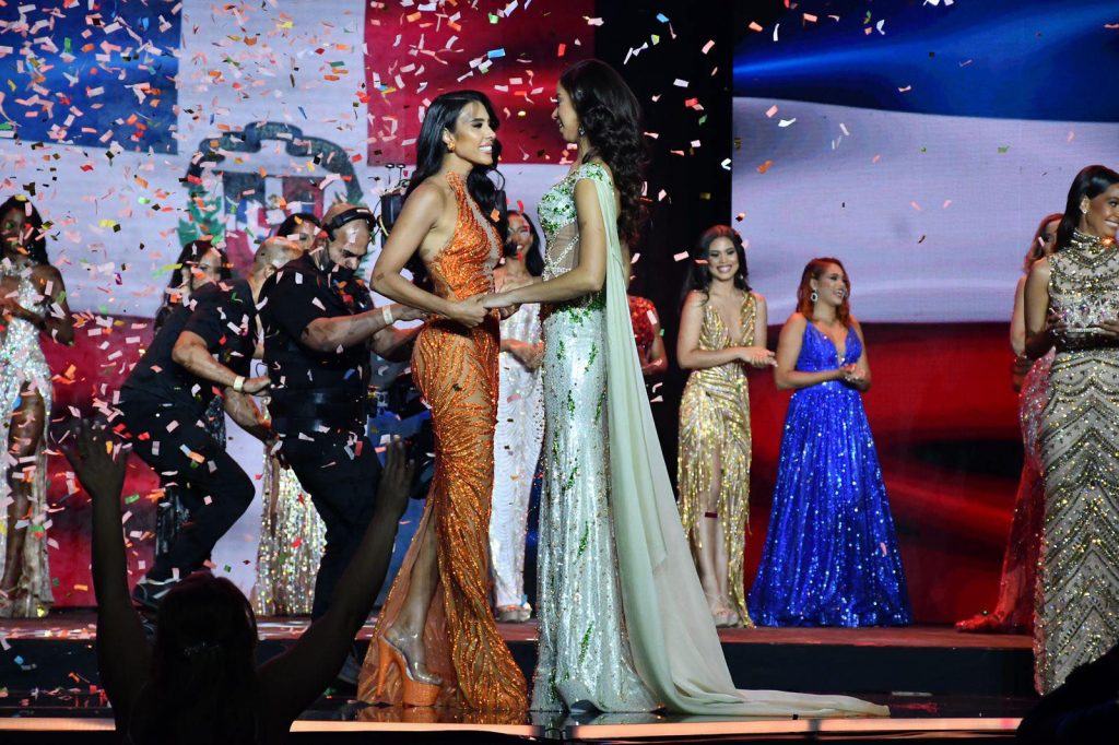 Andreina Martínez es coronada como la nueva Miss República Dominicana 2021