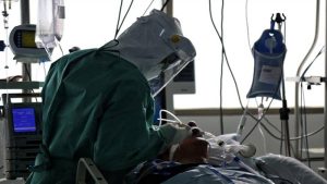 Colombia agrega 32.317 contagios con las muertes en aumento por la pandemia