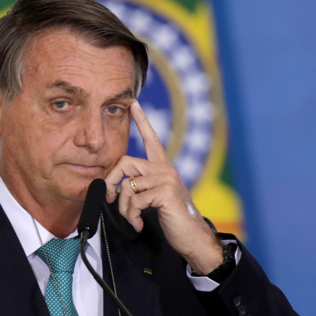 Bolsonaro ve “inadmisible” acuerdo de WhatsApp con la Justicia electoral