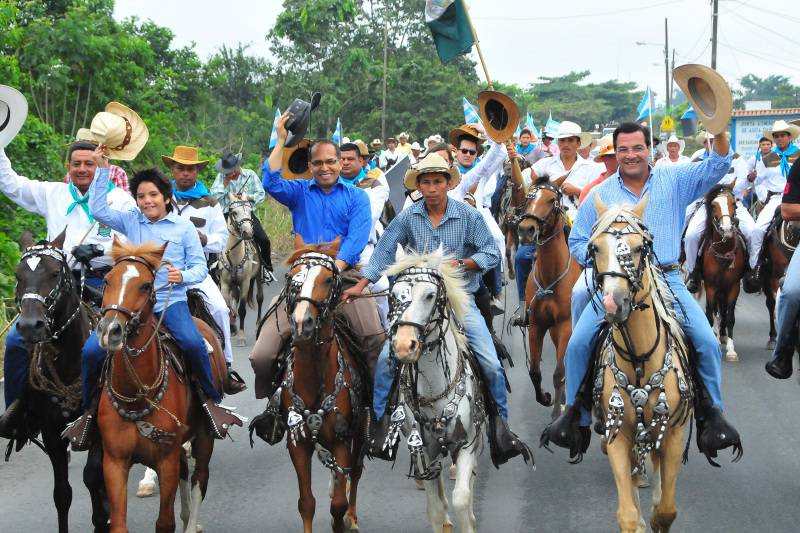 Monte Plata celebra este miércoles su tradicional cabalgata de caballos ...